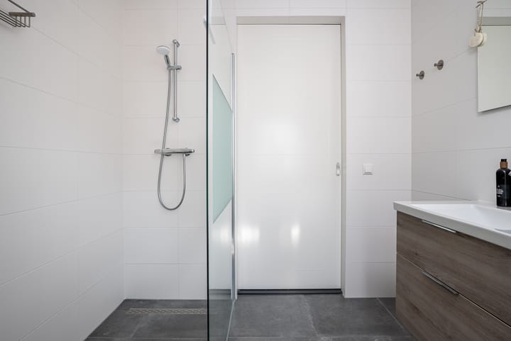 Photo 37 of De Waring 5-E