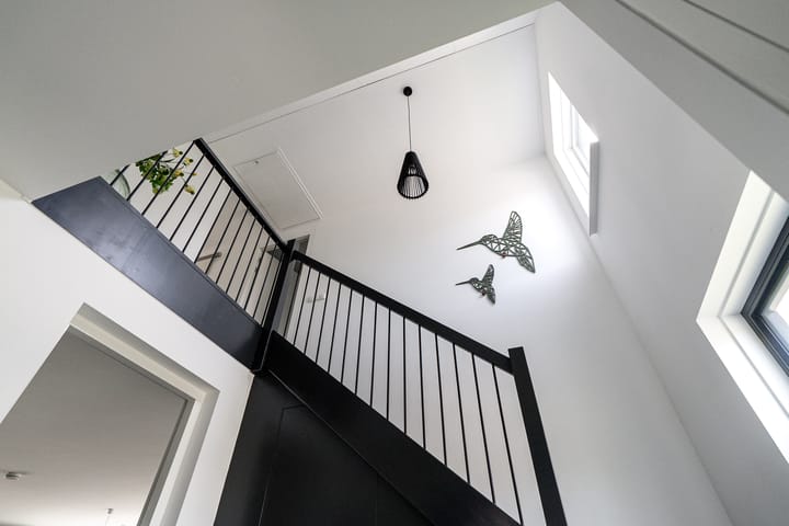 Photo 38 of De Waring 5-E