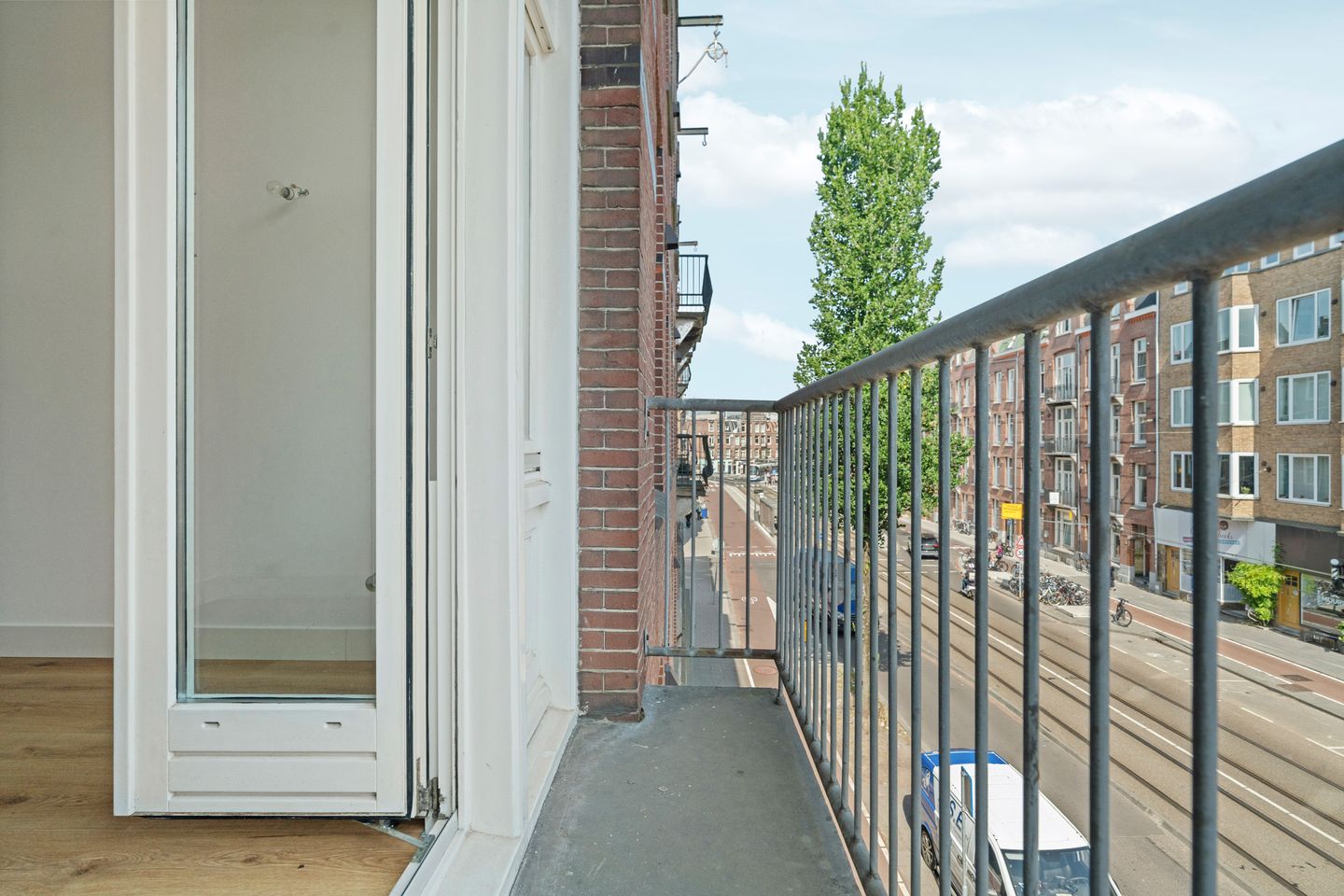 Foto 4 van Admiraal De Ruijterweg 57-2