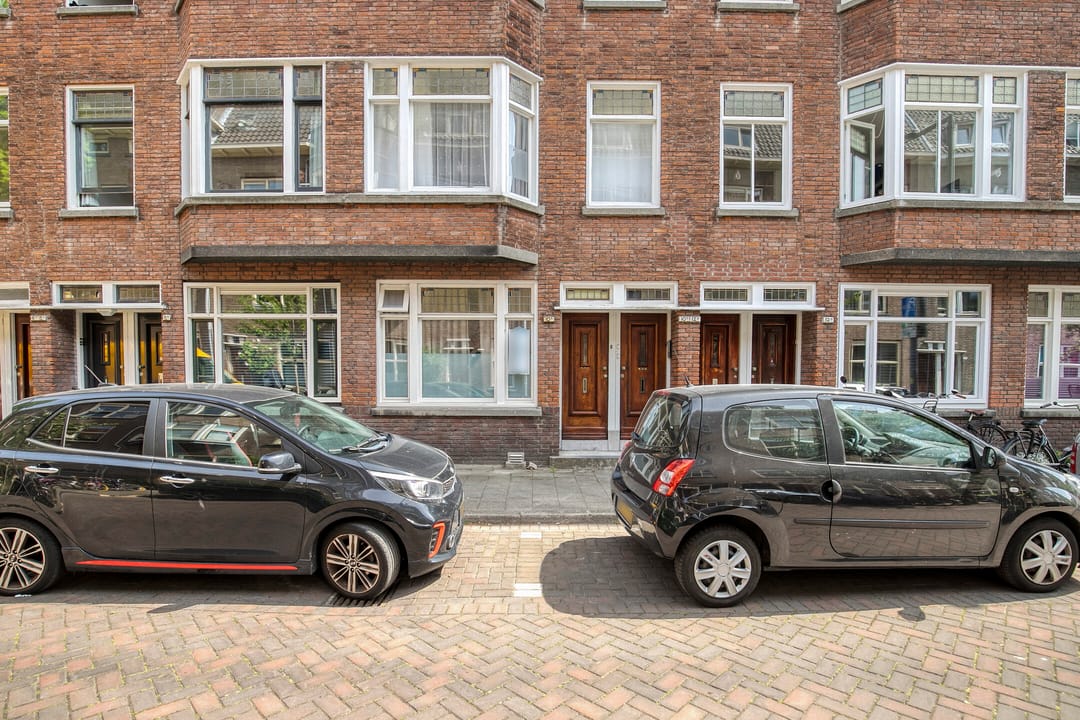 Foto 2 van Luzacstraat 10-A