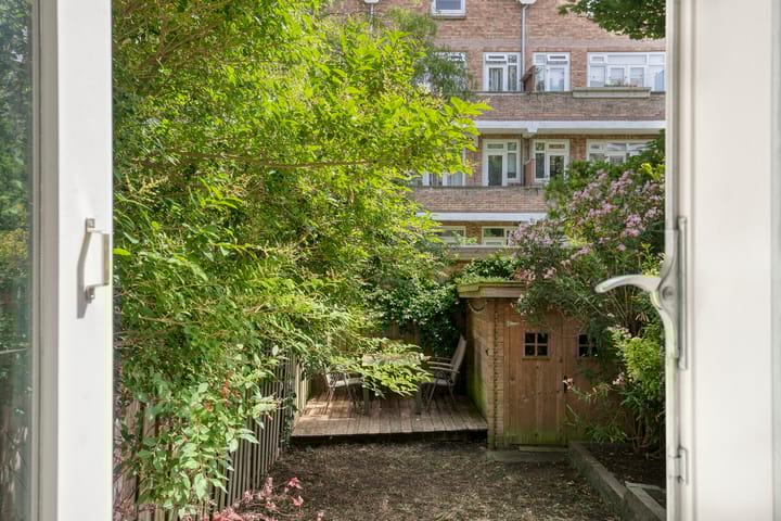 Foto 11 van Luzacstraat 10-A