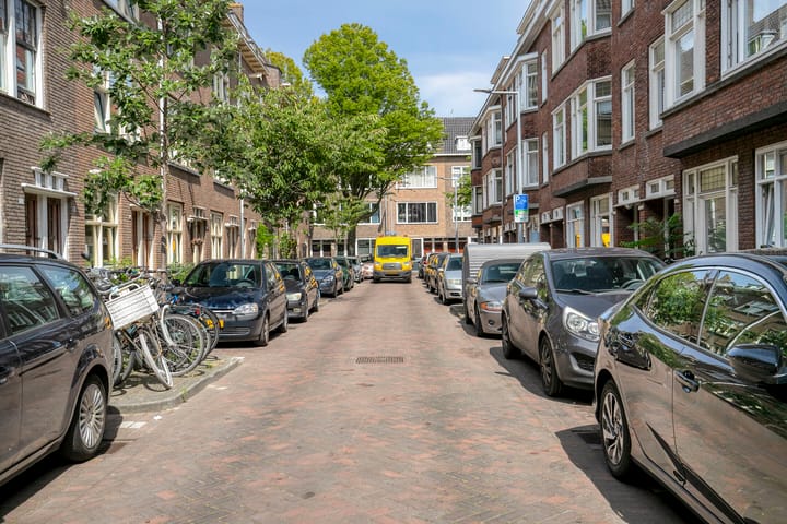 Foto 24 van Luzacstraat 10-A