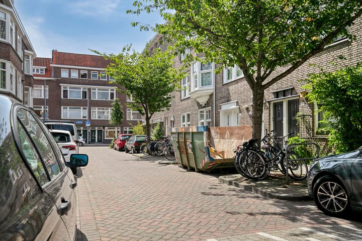 Foto 25 van Luzacstraat 10-A