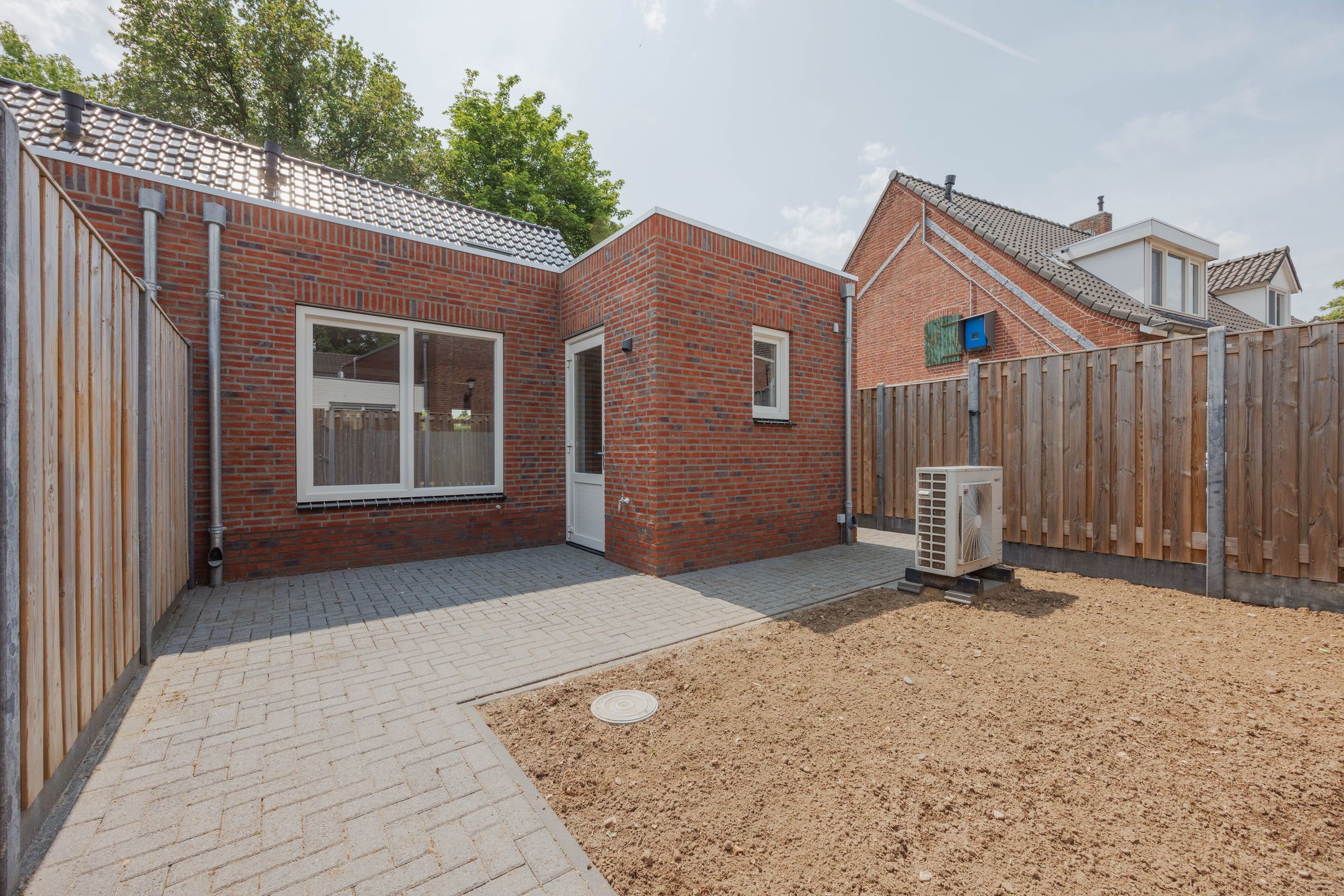 Photo 3 of Mgr Aertsstraat 14-A