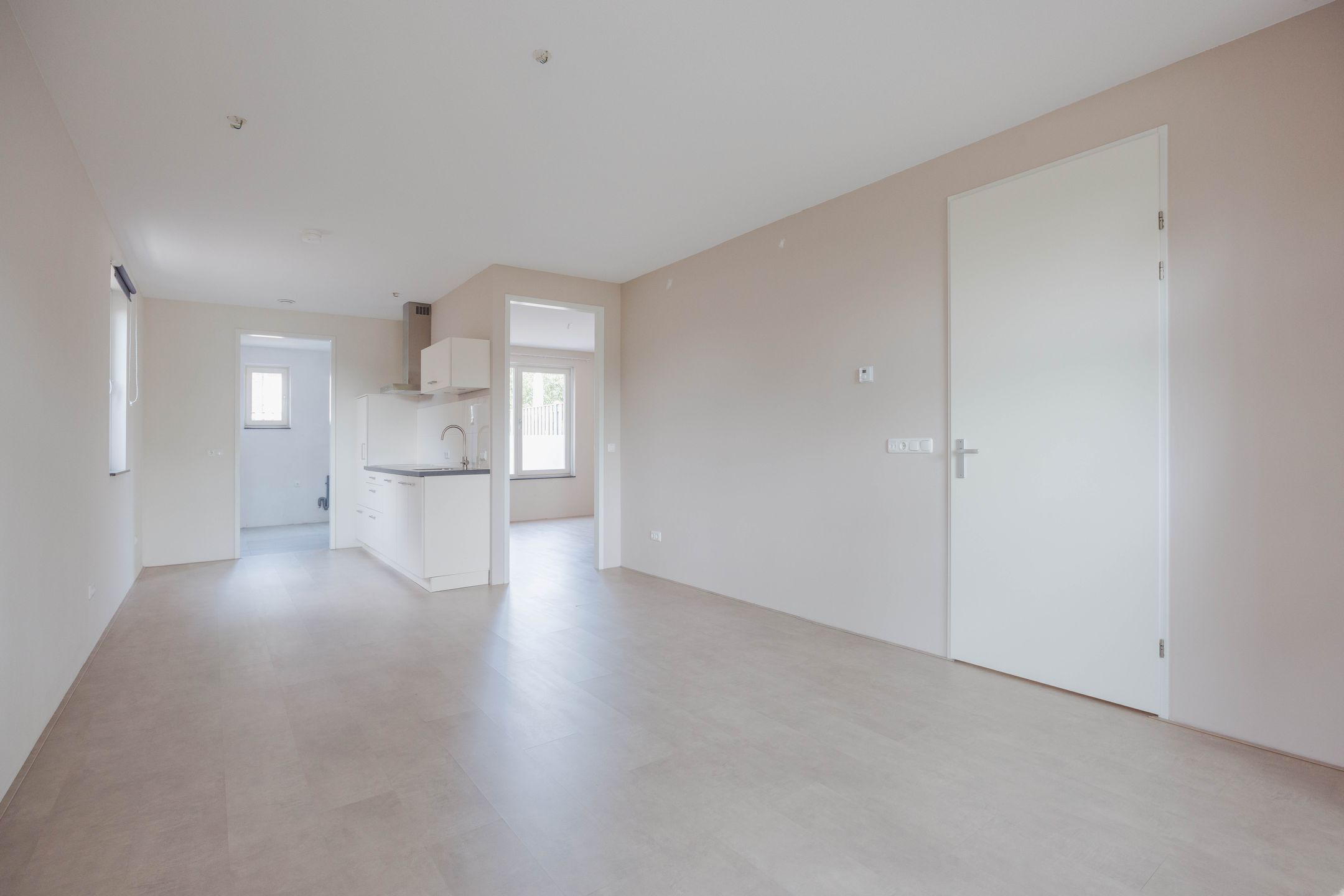 Photo 12 of Mgr Aertsstraat 14-A