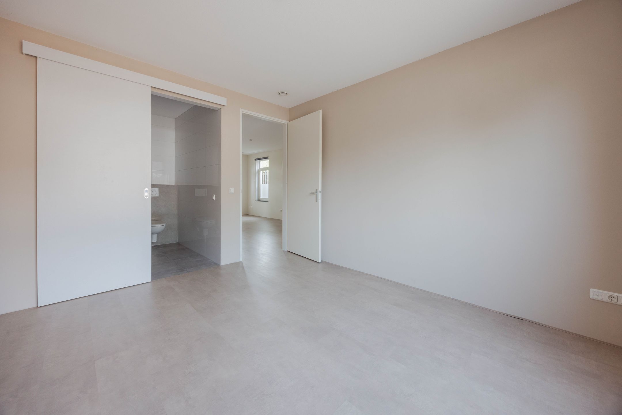 Photo 18 of Mgr Aertsstraat 14-A