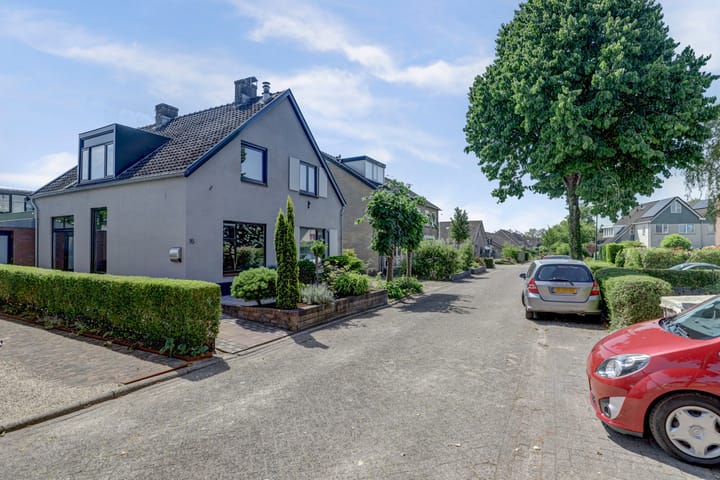 Foto 36 van de Uitweg 15