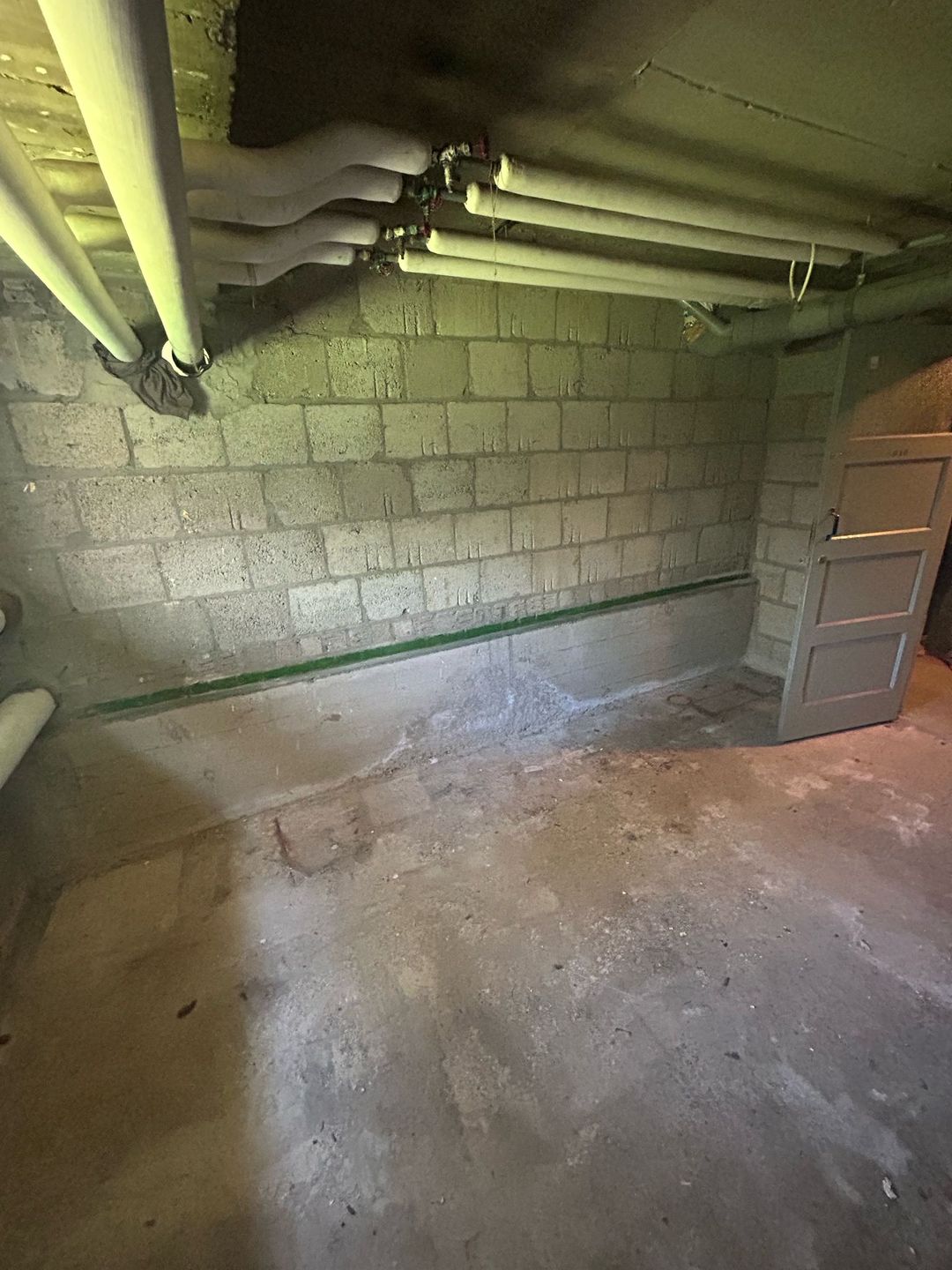 Foto 2 van Populierenlaan berging 10 portiek 107-117