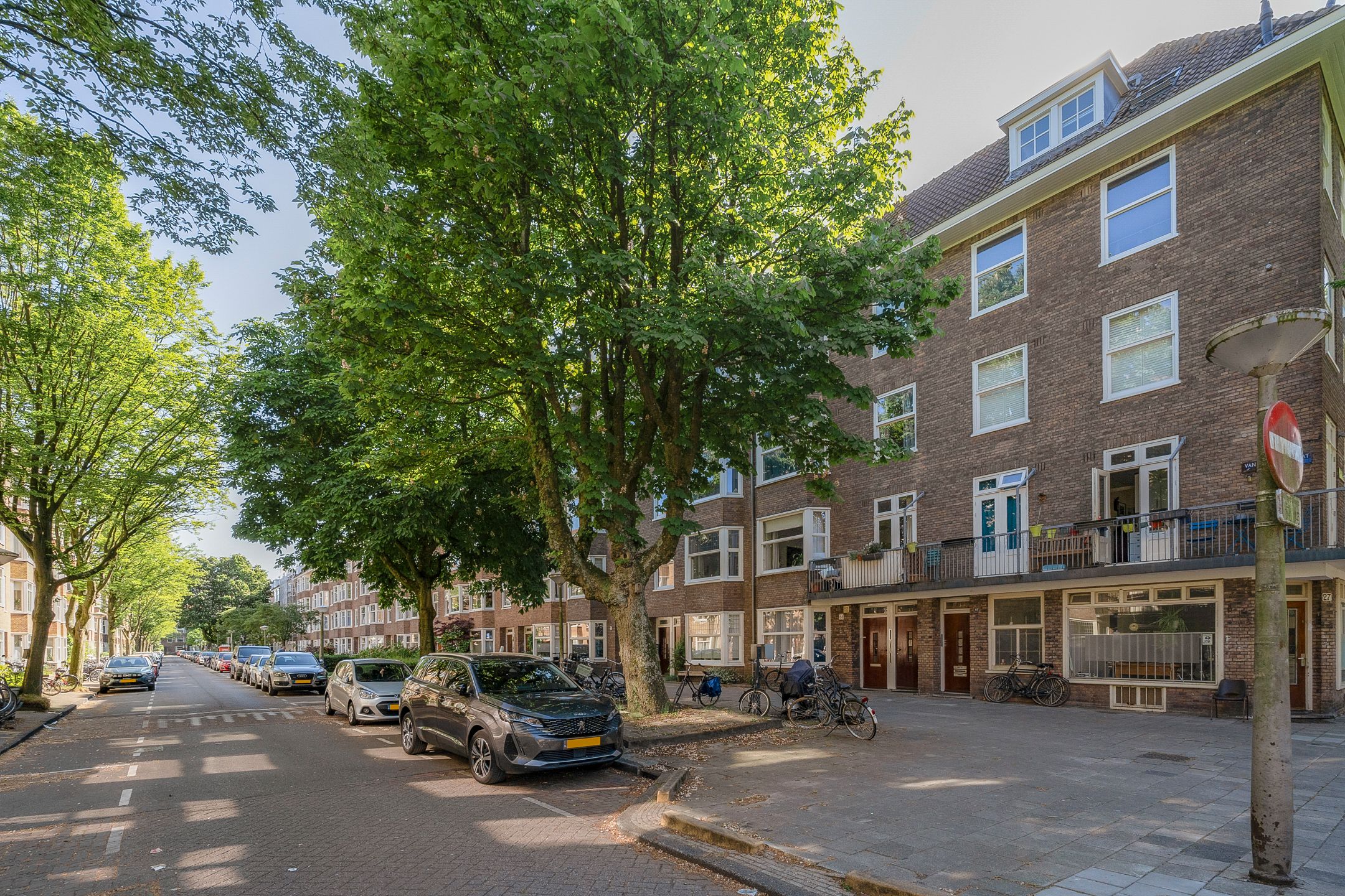 Foto 27 van Van Walbeeckstraat 63-4