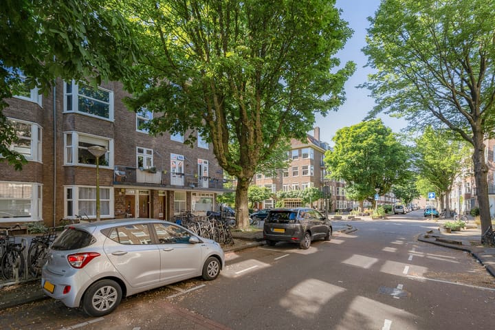 Foto 28 van Van Walbeeckstraat 63-4