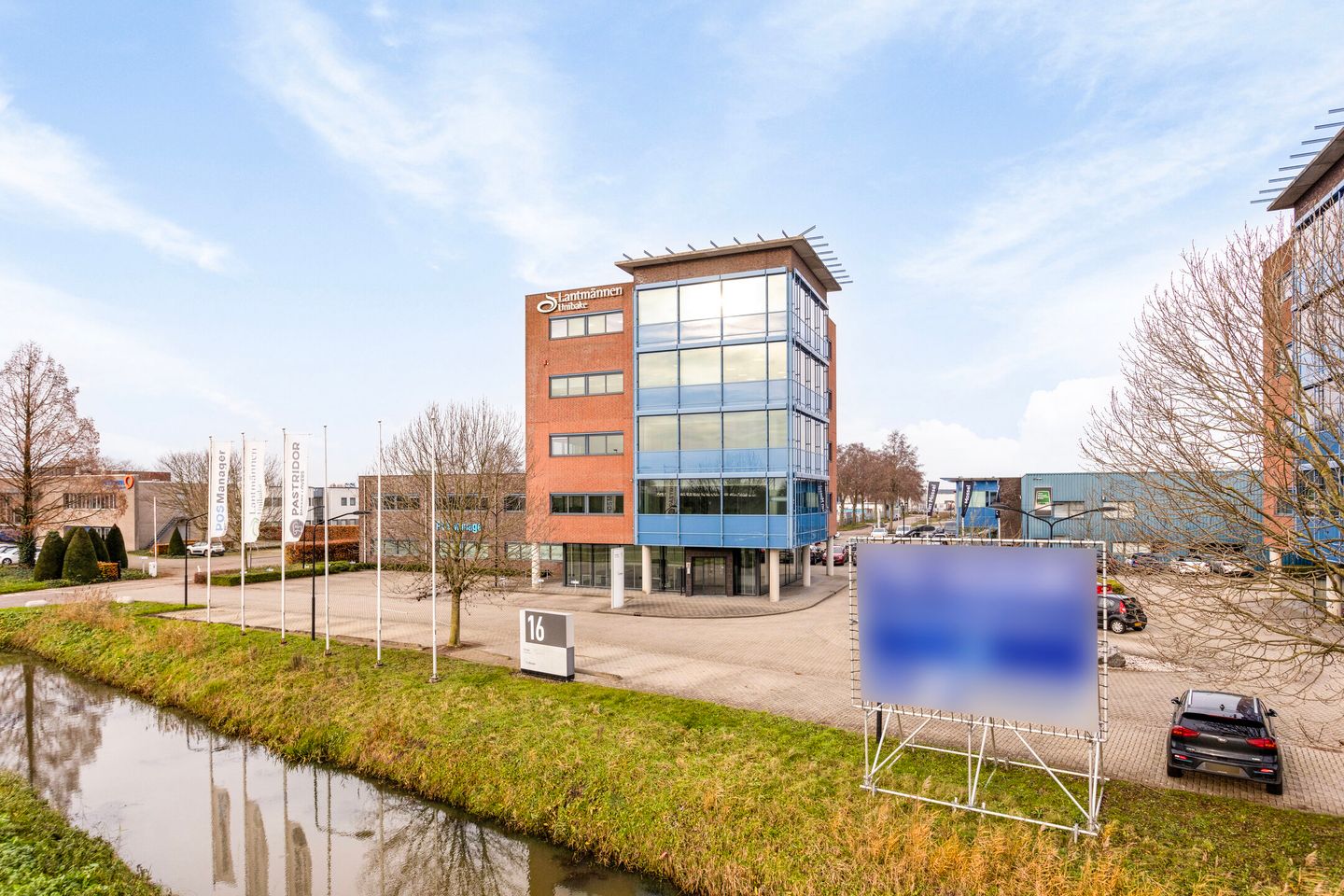 View photo 1 of Biesbosweg 16
