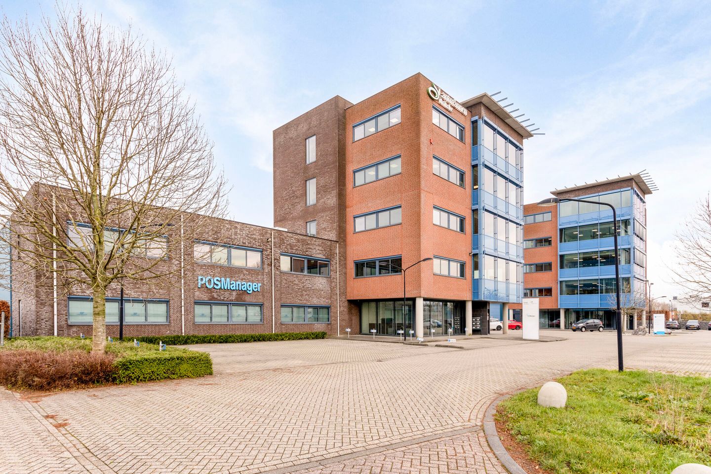 View photo 2 of Biesbosweg 16