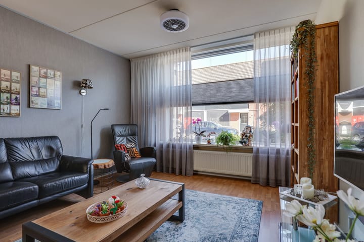 Foto 16 van Elzenstraat 48