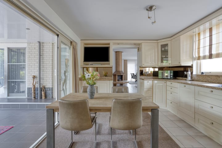 Foto 26 van Peeleik 23-A