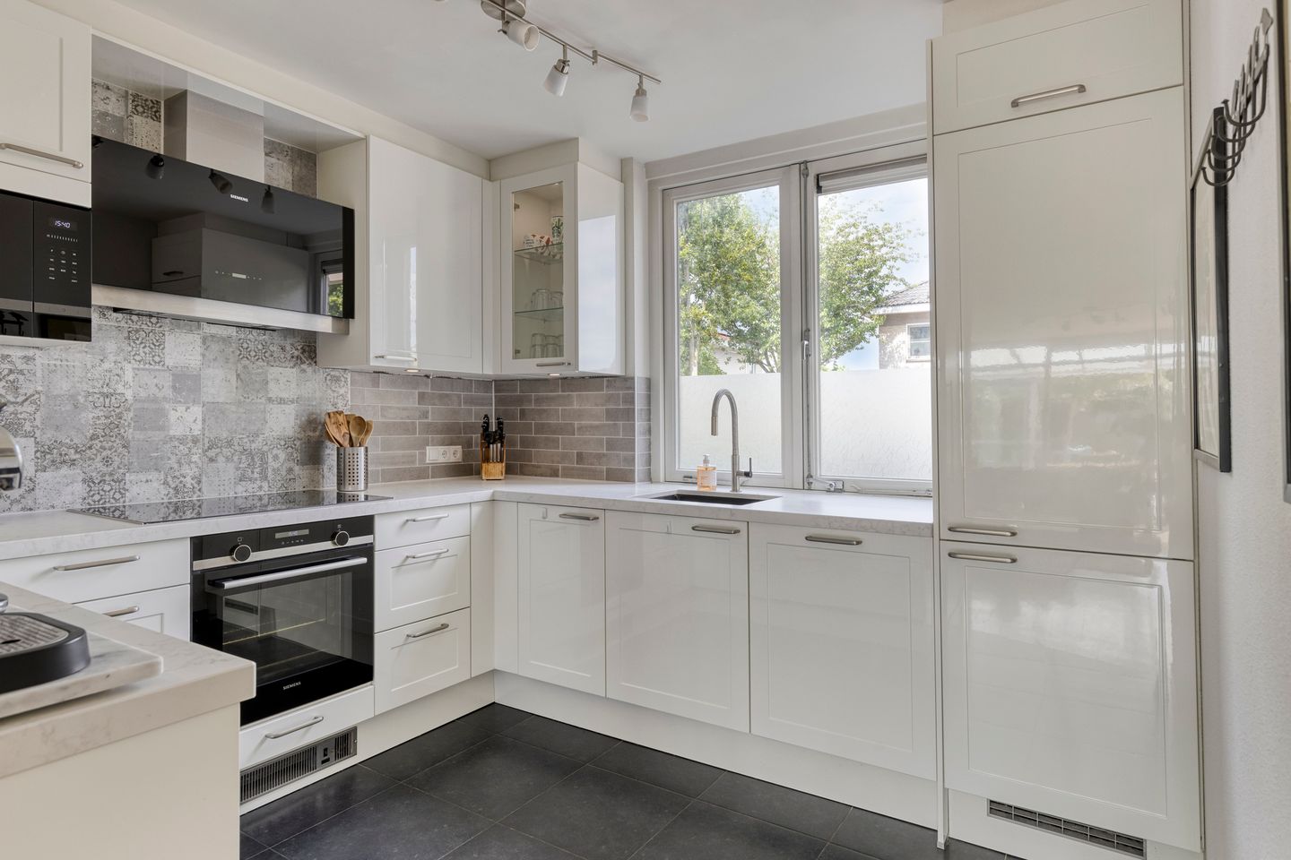 Foto 4 van Burcht 25