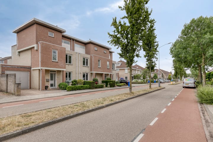 Foto 6 van Burcht 25