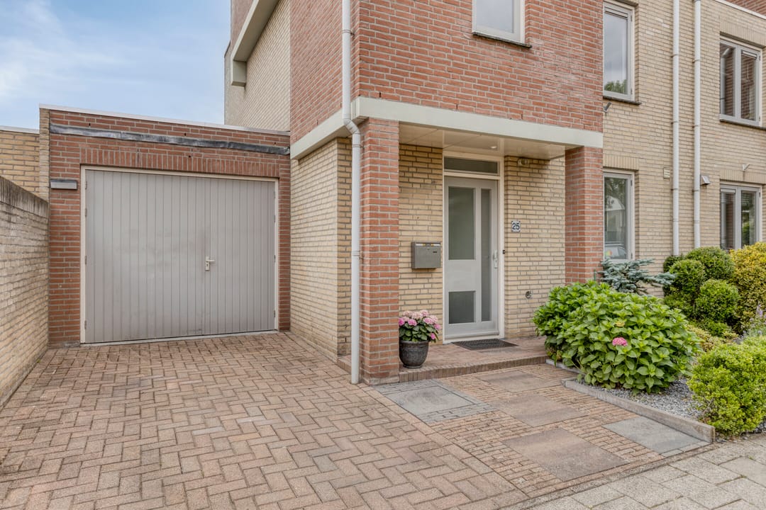 Foto 7 van Burcht 25