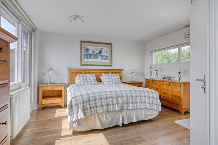 Foto 35 van Burcht 25