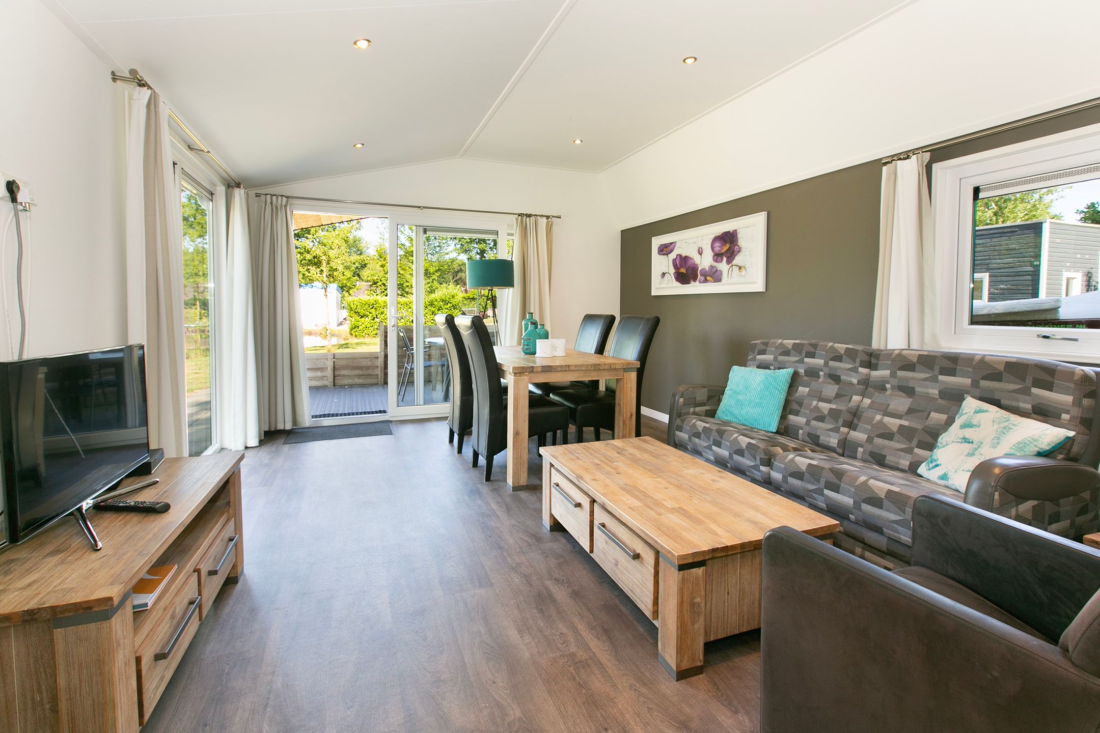 2-bedroom freehold villa in IJhorst — photo 3 of 5