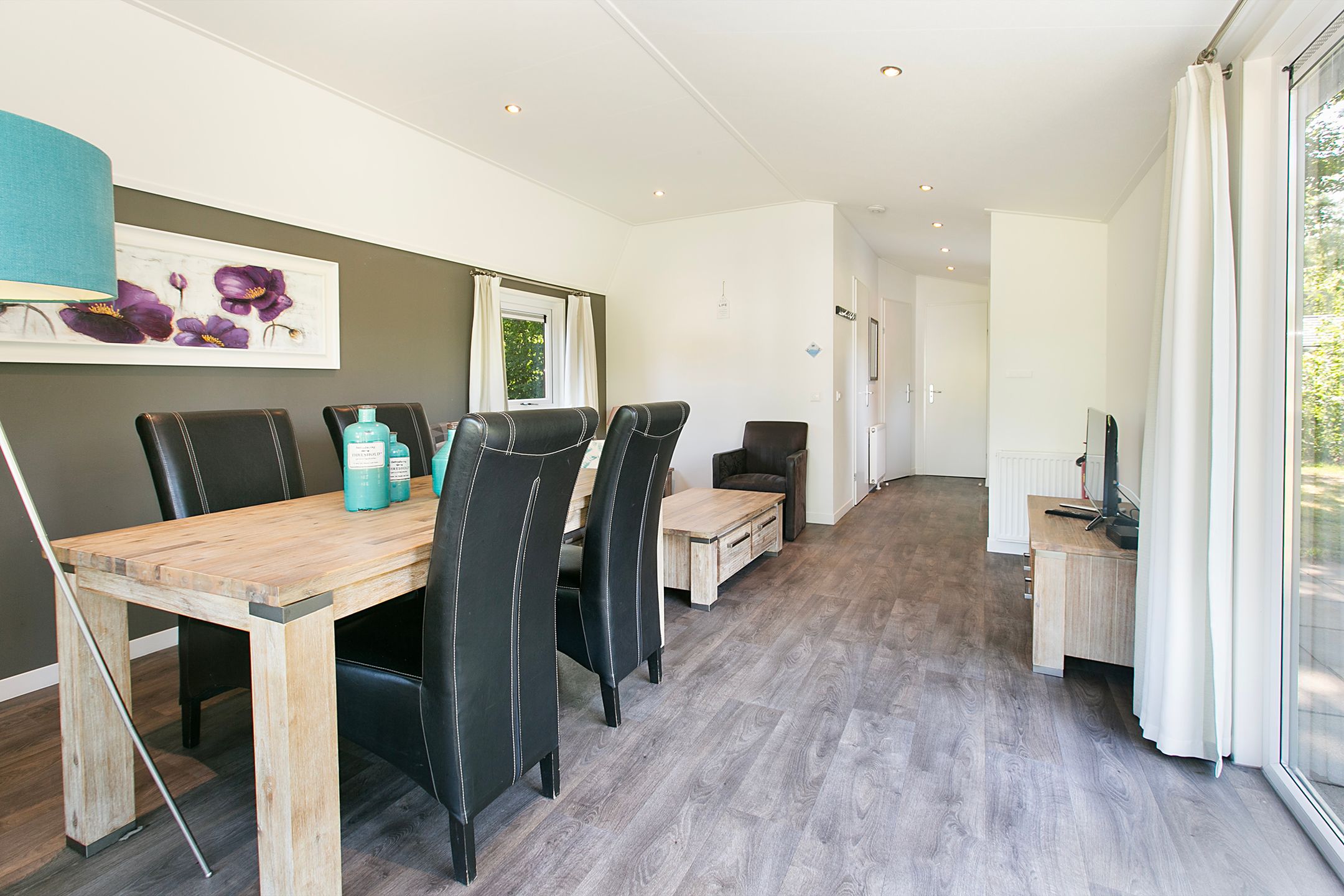 2-bedroom freehold villa in IJhorst — photo 2 of 5