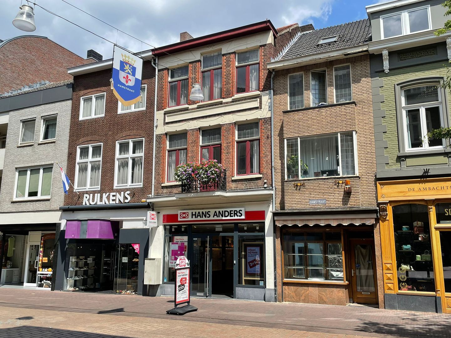 View photo 1 of Hamstraat 42