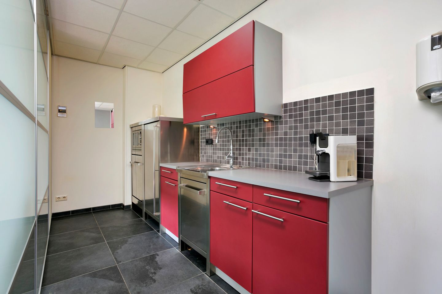 View photo 5 of Kapitein Hatterasstraat 1-36