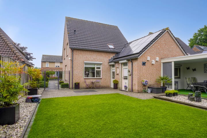 Foto 31 van Esdoornlaan 56