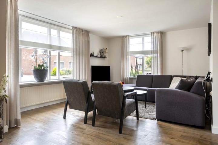 Foto 4 van Esdoornlaan 56