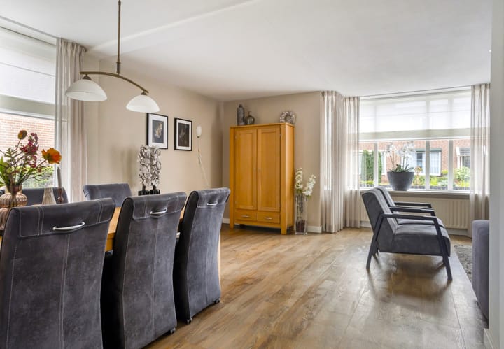 Foto 7 van Esdoornlaan 56