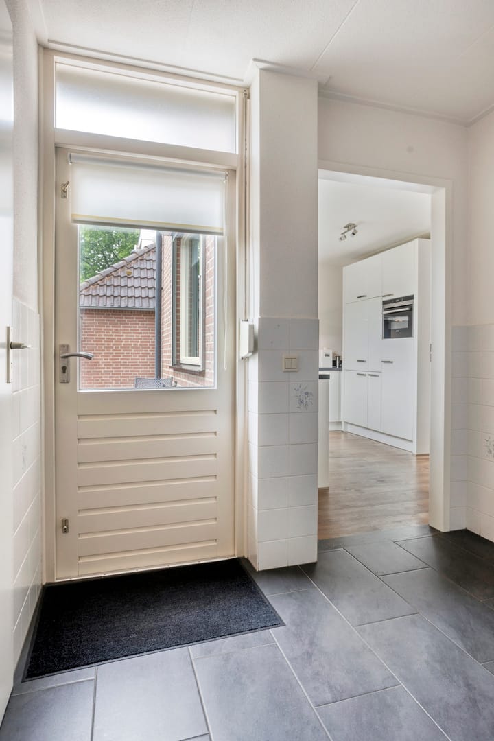 Foto 13 van Esdoornlaan 56