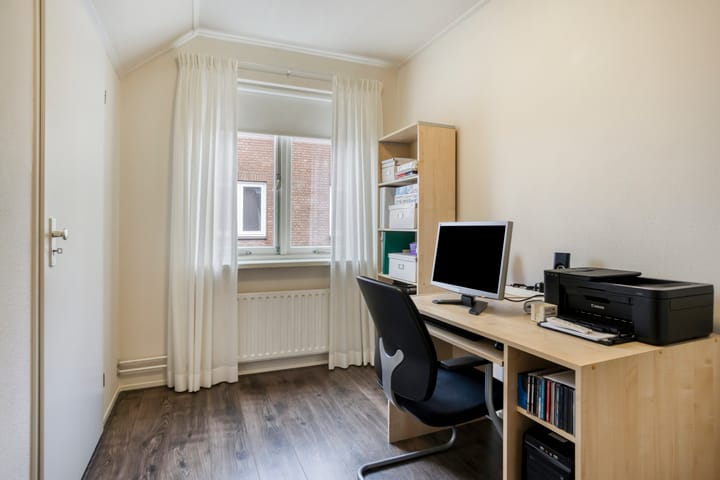 Foto 26 van Esdoornlaan 56