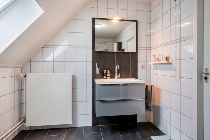 Foto 30 van Esdoornlaan 56