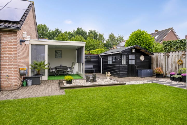 Foto 34 van Esdoornlaan 56