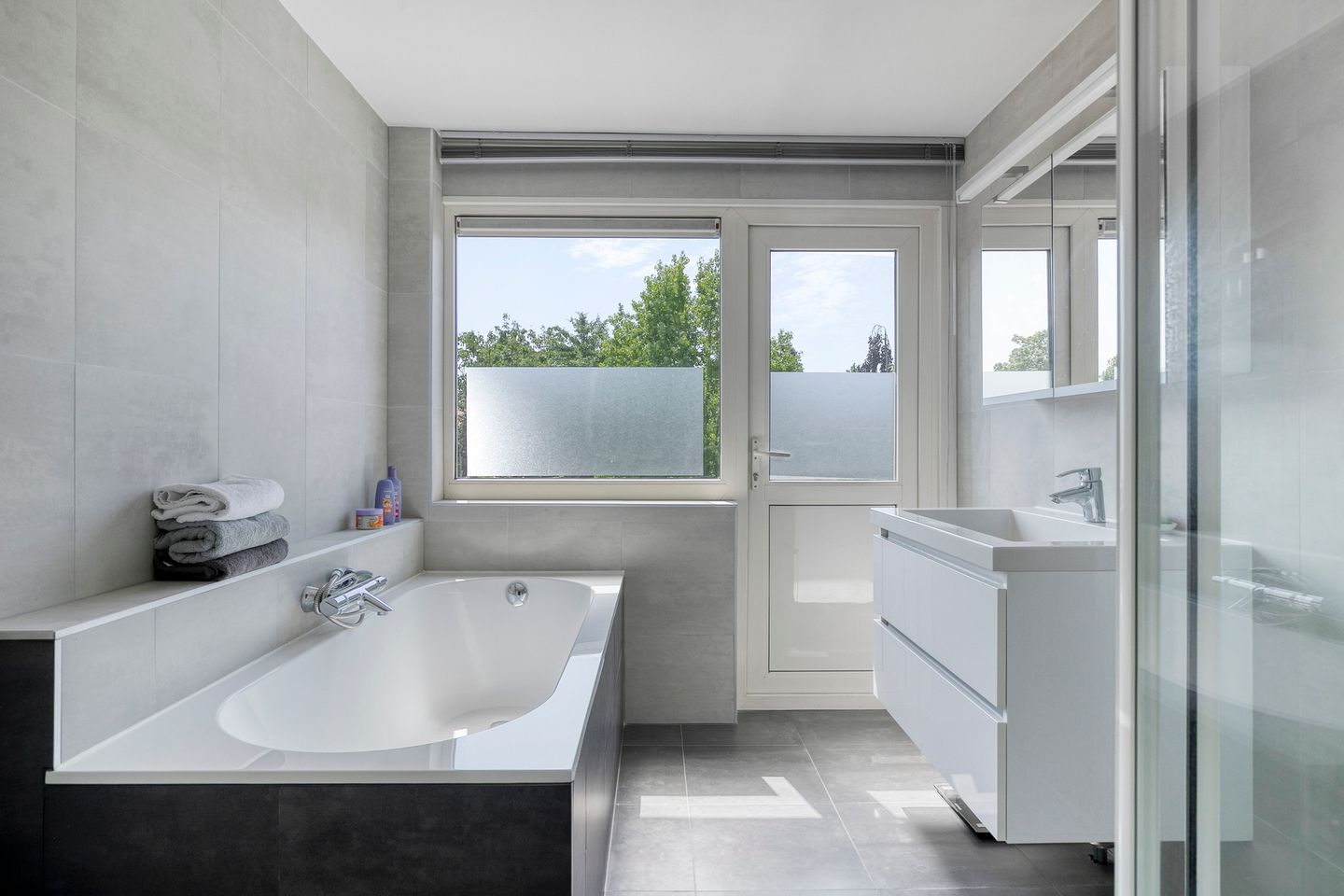 Foto 19 van Rijksstraatweg 80-A