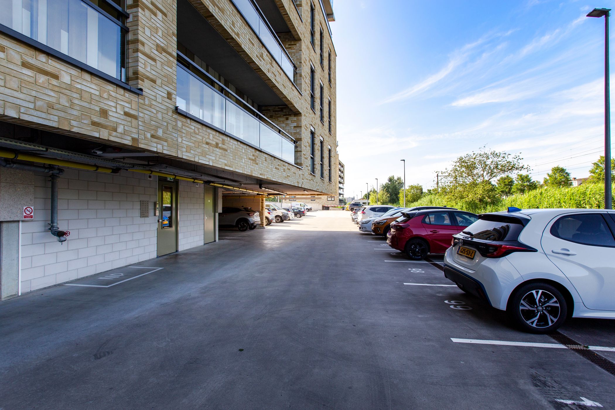 Photo 24 of Aziëlaan 581