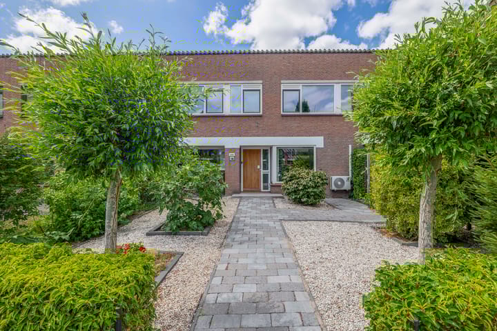 Foto 8 van van Ostadelaan 10