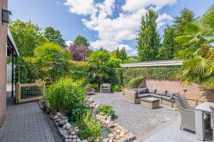 Foto 4 van van Ostadelaan 10