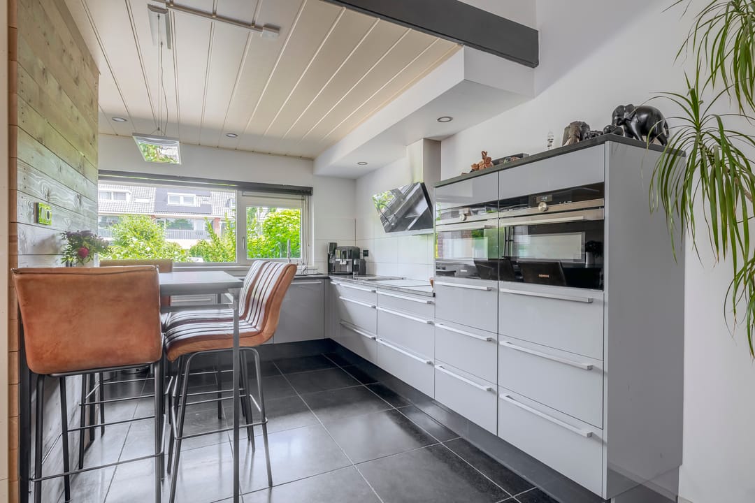 Foto 17 van van Ostadelaan 10