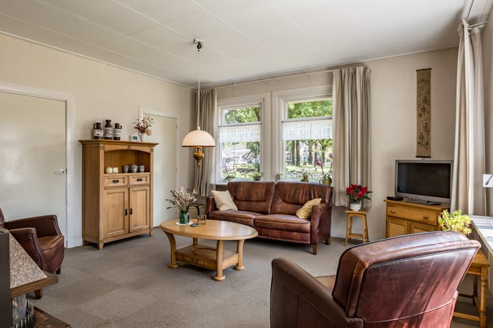 Foto 5 van Burgemeester Gualthérie van Weezelplein 5