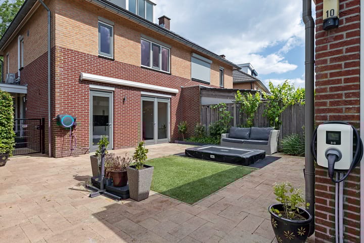 Foto 27 van Anna Blamanlaan 10