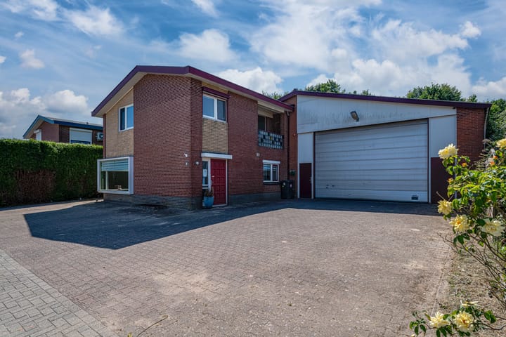 Photo 3 of Endepoelstraat 10