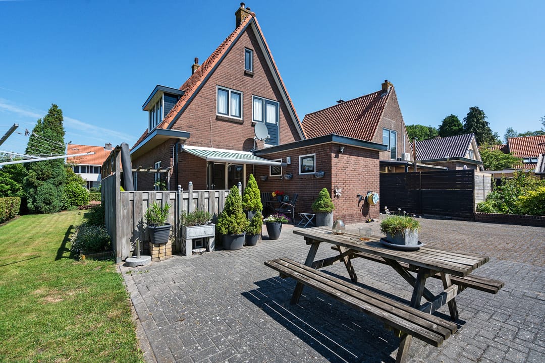 Photo 26 of Hoofdweg 11