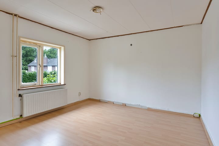 Foto 15 van Waalreseweg 85