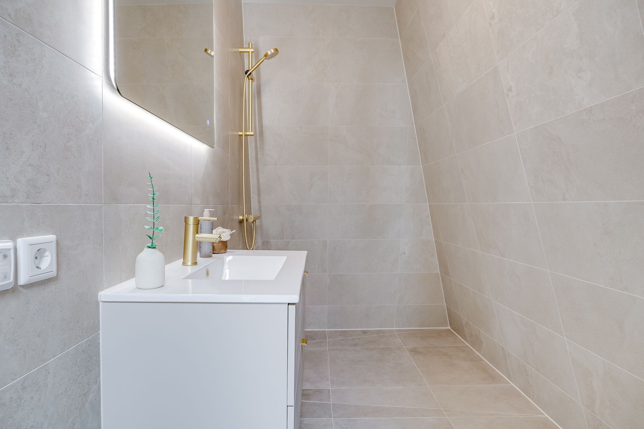 Foto 45 van Hendrik van Viandenstraat 8-A