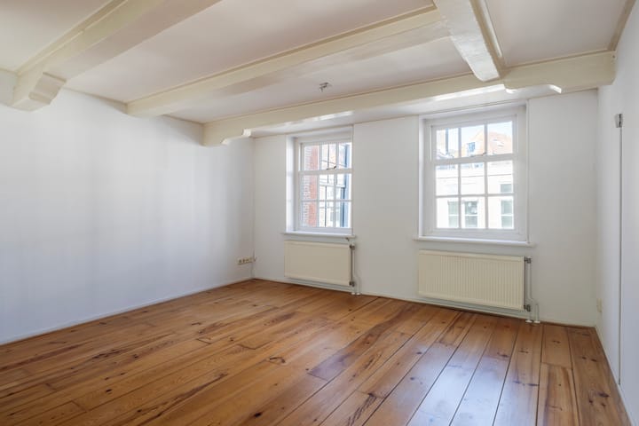 Photo 12 of Tweebaksmarkt 34