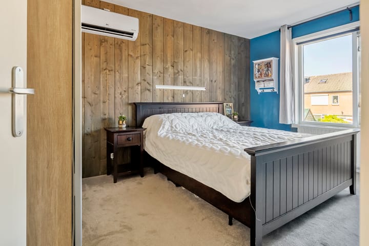 Photo 18 of Wibautstraat 11