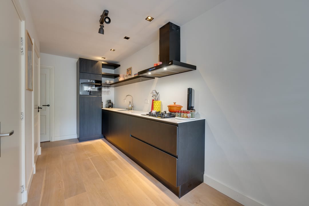 Photo 17 of Bilderdijkkade 66-1