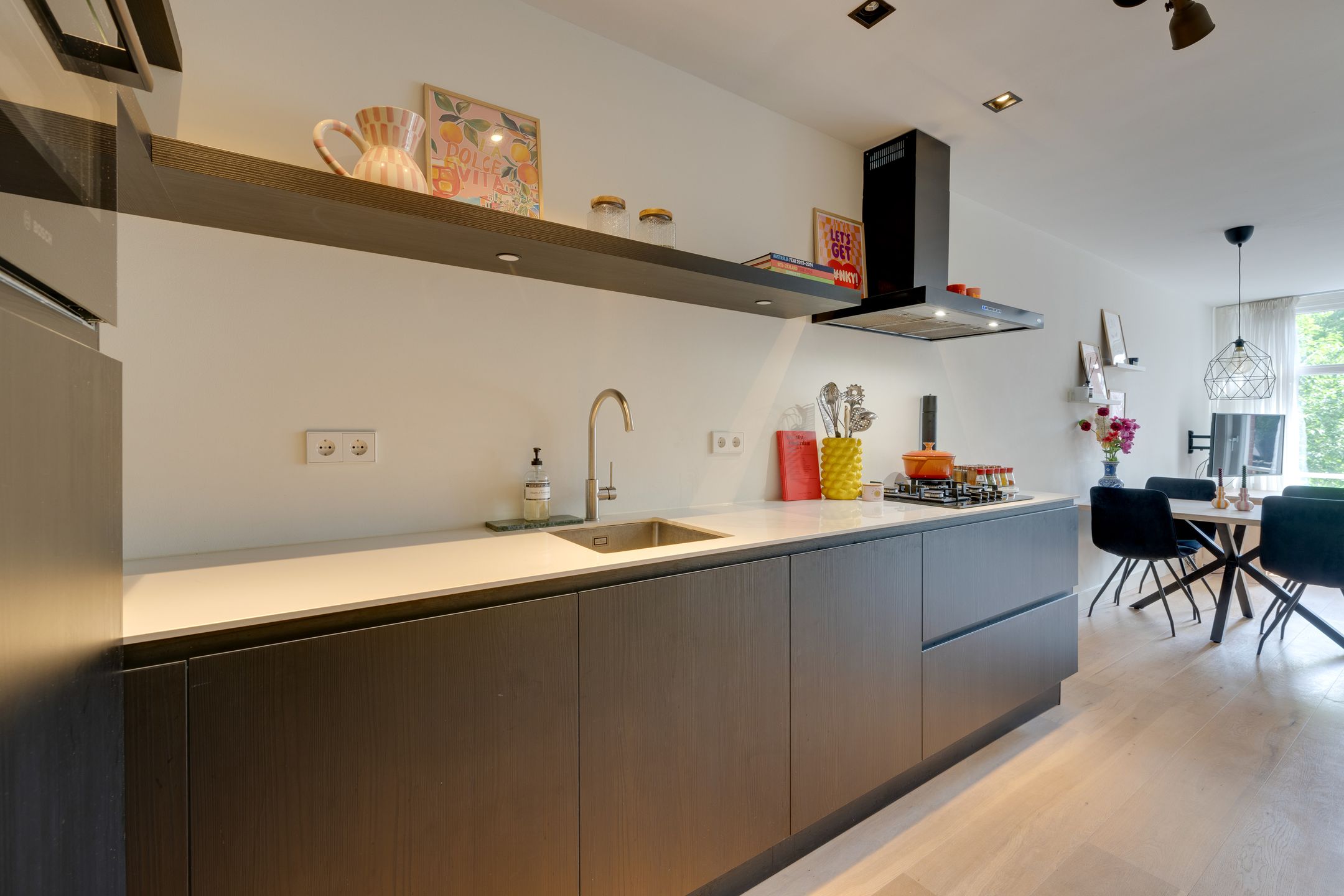 Photo 18 of Bilderdijkkade 66-1