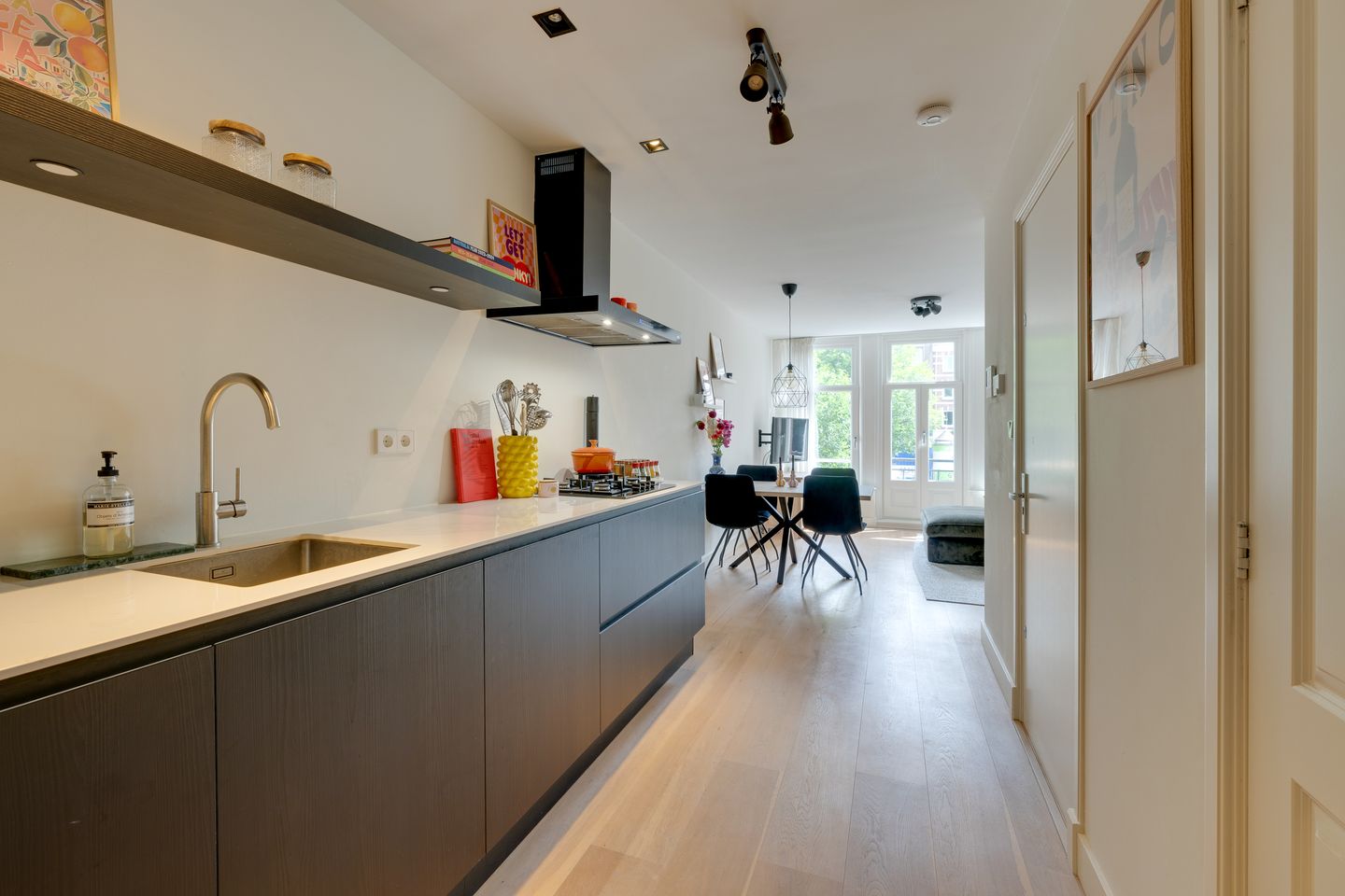 Photo 19 of Bilderdijkkade 66-1