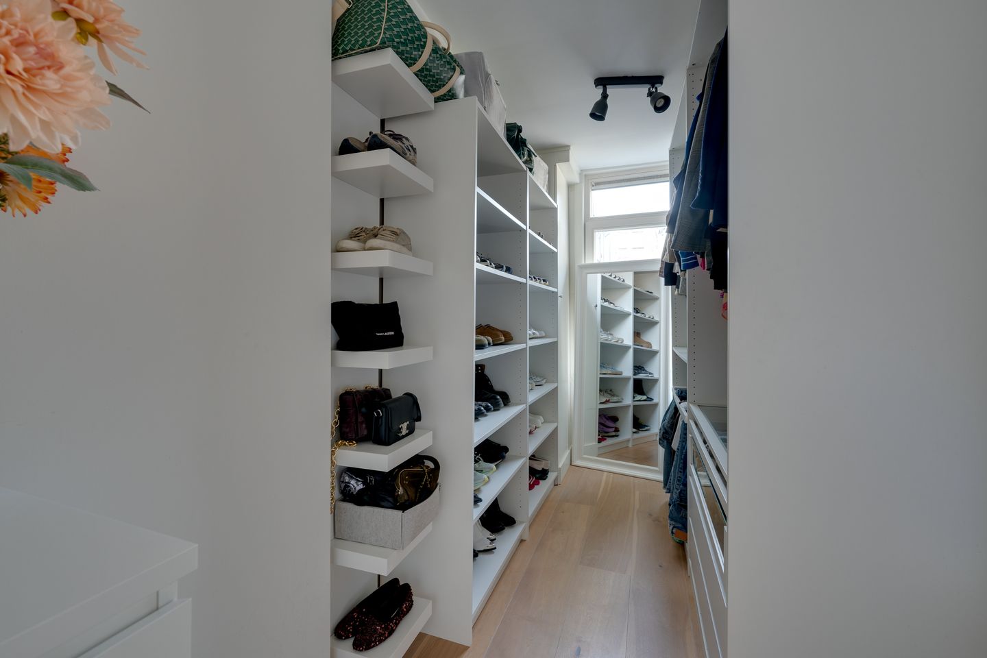 Photo 25 of Bilderdijkkade 66-1